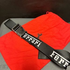 logo-print buckle-fastening belt